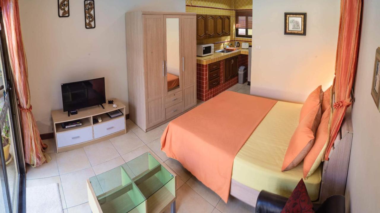 Coconut Paradise Villas Rawai Экстерьер фото